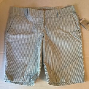 Dalia City Fit Striped Shorts Size 4 New